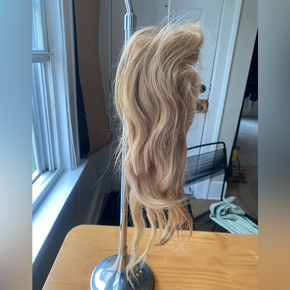 HAIRDO HAIRUWEAR CLIP IN EXTENSIONS. THREE SIZES SIX PIECES. DOUBLE
CLIPS BLOND - Picture 4 of 10